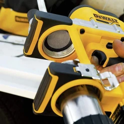 Pompe à Graisse Sur Batterie Pompe à Graisse Dewalt DCGG571M1-QW XR 1 Batterie 4Ah Chargeur Multi Voltage Et Coffret -Chimique Soldes Boutique dcgg571m1 qw 5