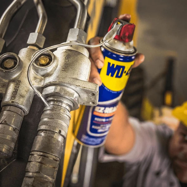 Dégrippants Aérosol Multifonctions WD-40 Avec Tube Flexible - 600 Ml 5 Dégrippants Aérosol Multifonctions WD-40 Avec Tube Flexible - 600 Ml – Image 5